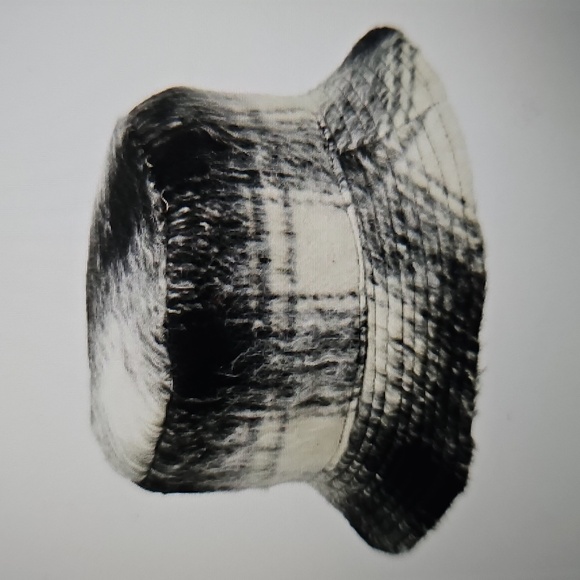 NWT Melrose & Market Plaid Eyelash Bucket Hat Black Combo One Size - Picture 2 of 10